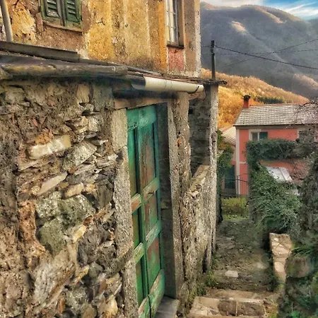 La Casa Con Giardino Tra Borghi, Boschi Cascate E Natura