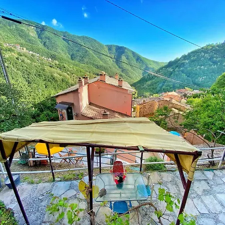 Apartment La Casa Con Giardino Tra Borghi, Boschi Cascate E Natura